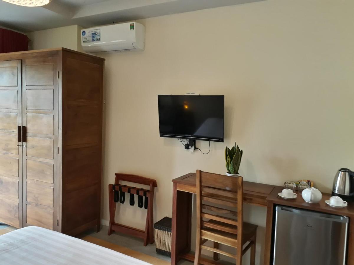 Pink Tulip Hoi An Hotel ภายนอก รูปภาพ