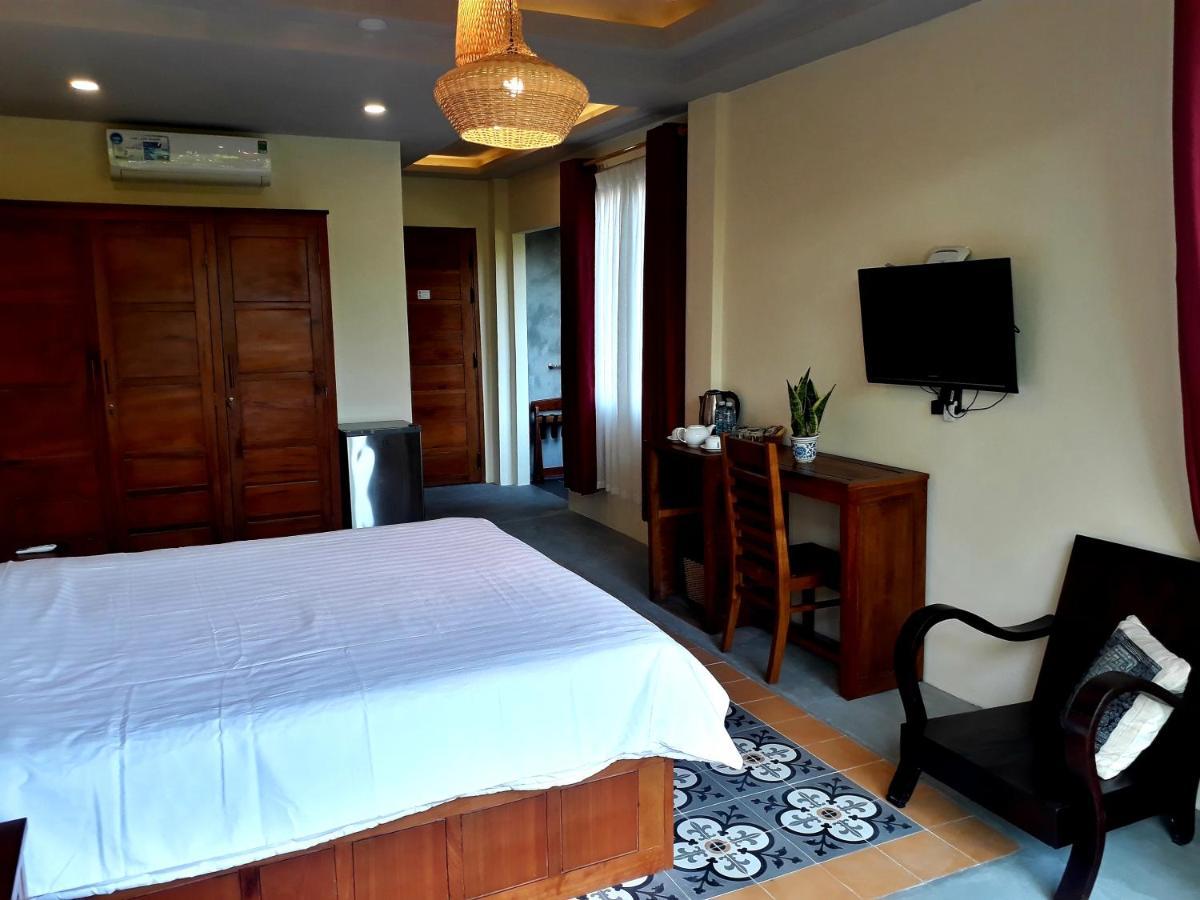 Pink Tulip Hoi An Hotel ภายนอก รูปภาพ