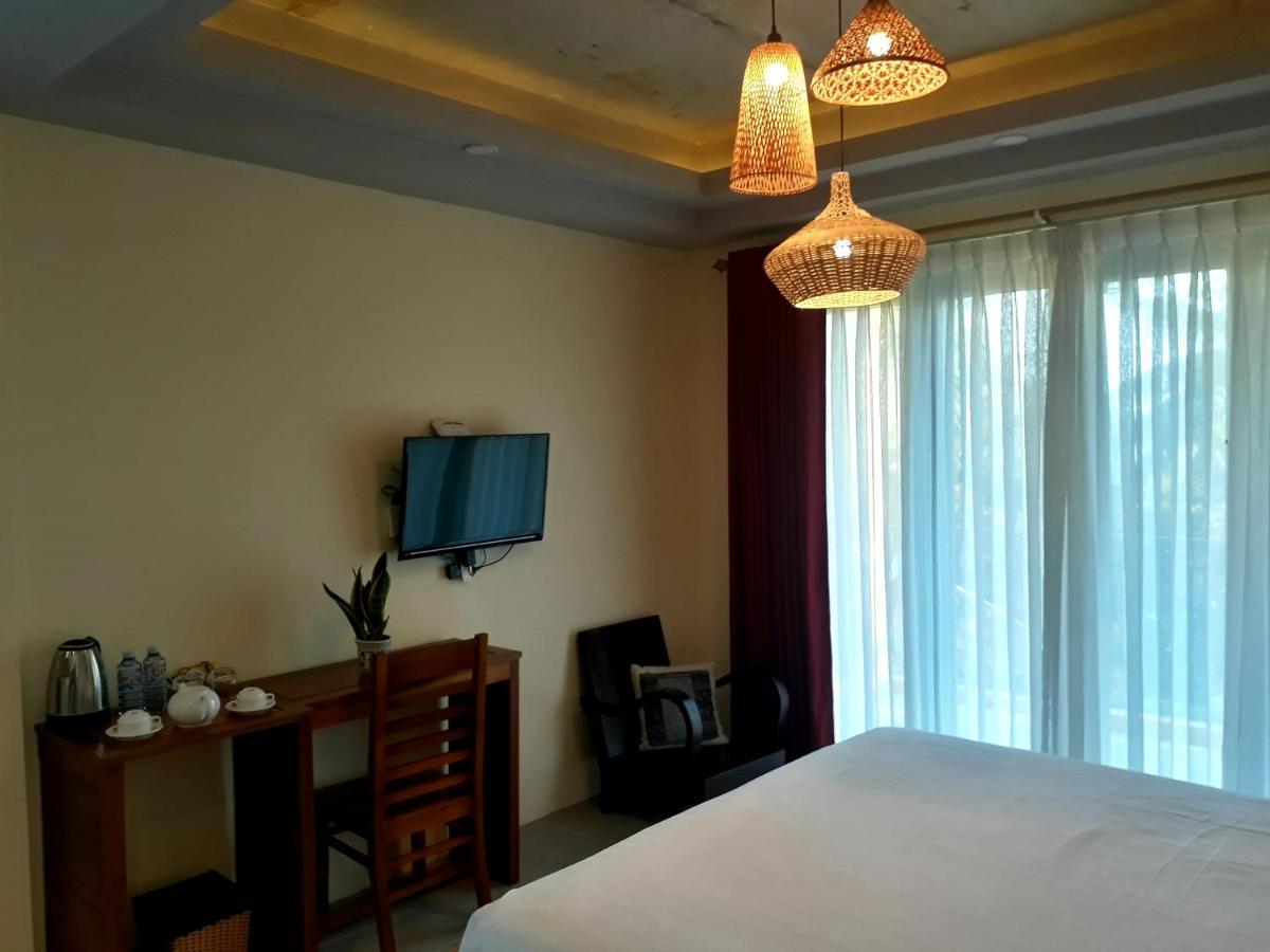 Pink Tulip Hoi An Hotel ภายนอก รูปภาพ